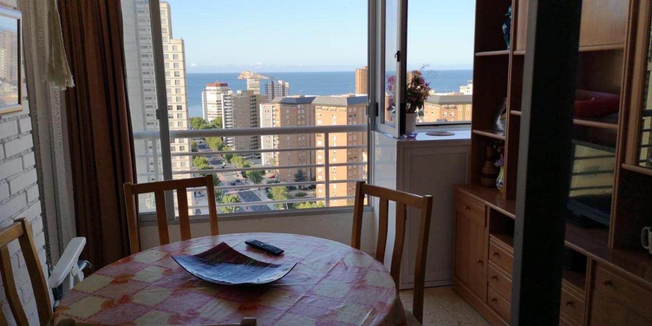 Apartamento Turistico La Pinta Planta 18 Benidorm Luaran gambar